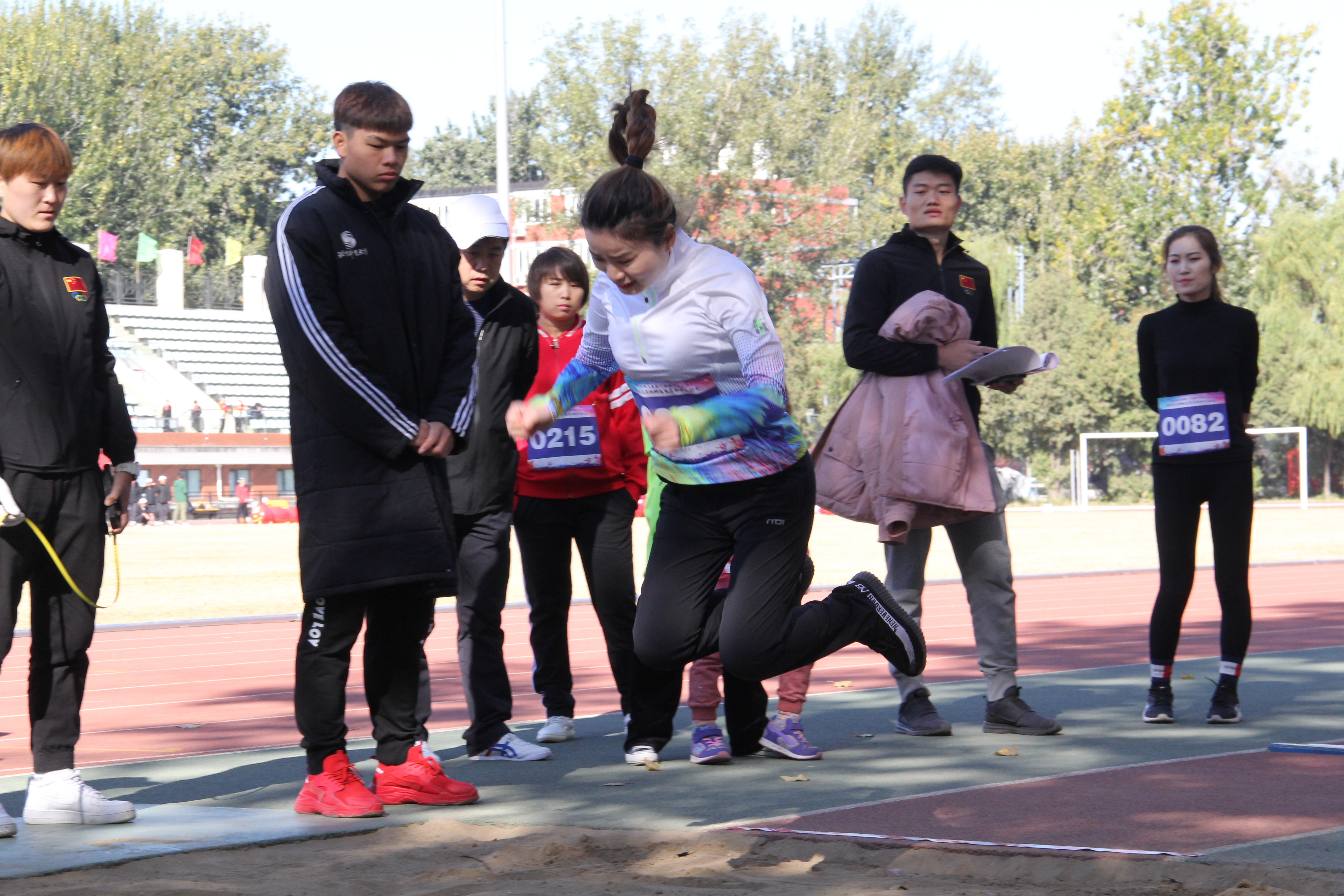 立定跳遠(yuǎn)(2M).jpg